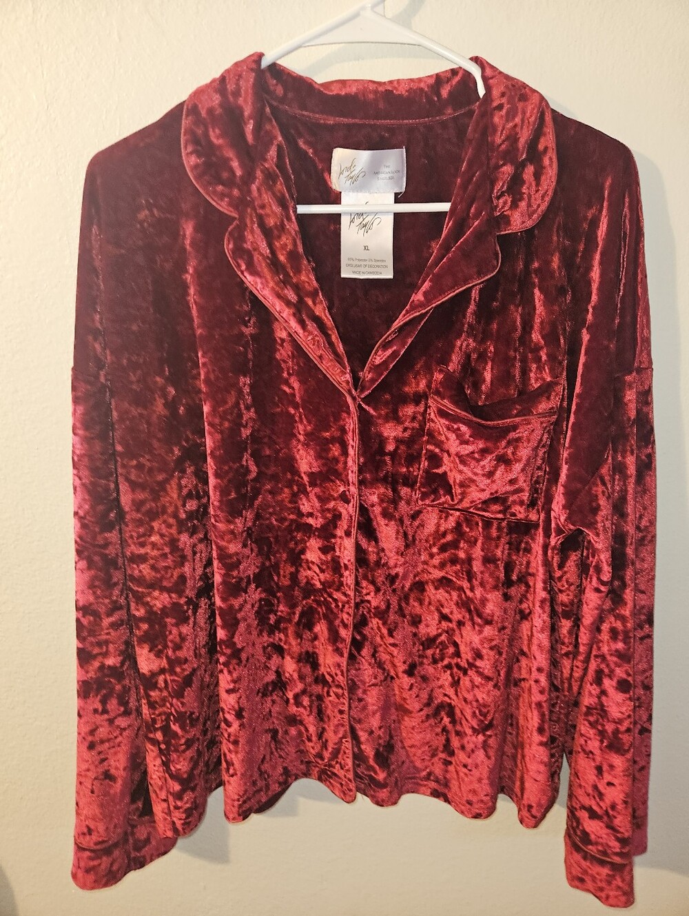 Lord & Taylor Womans Red Long Sleeve Pajama Top Size Xl